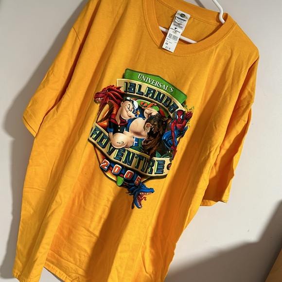 Universal Studios XXL NWT - Picture 3 of 4